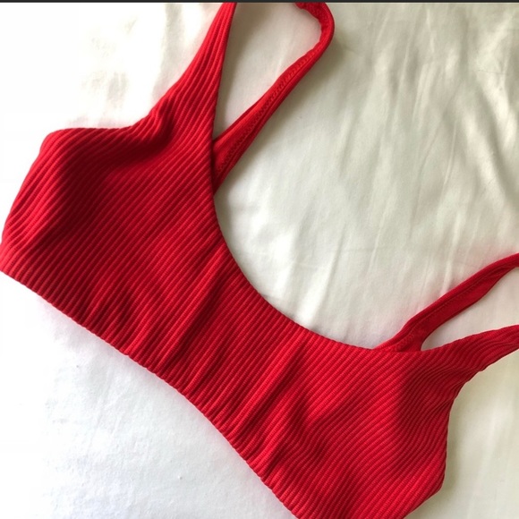 Express Red Bikini - Picture 3 of 4